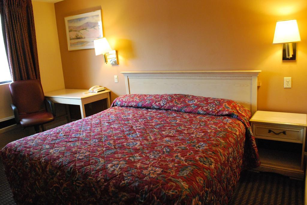 Bama Inn Huntsville Værelse billede