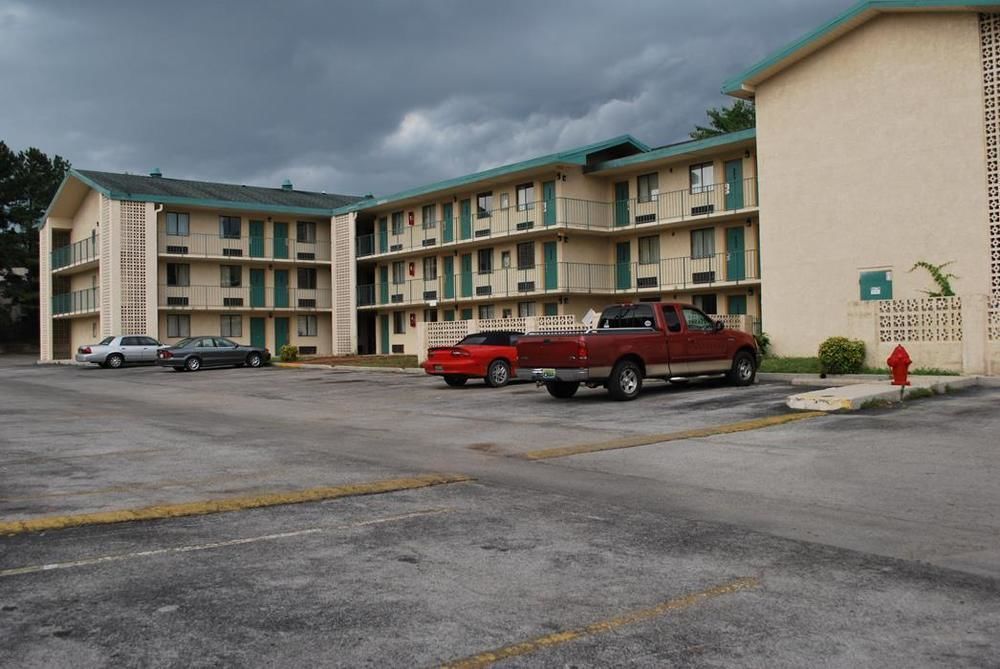 Bama Inn Huntsville Eksteriør billede